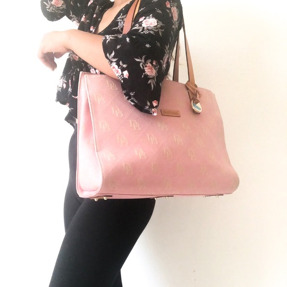 Dooney & Bourke Handbags - Dooney & Bourke Tote bag/ Shoulder bag.